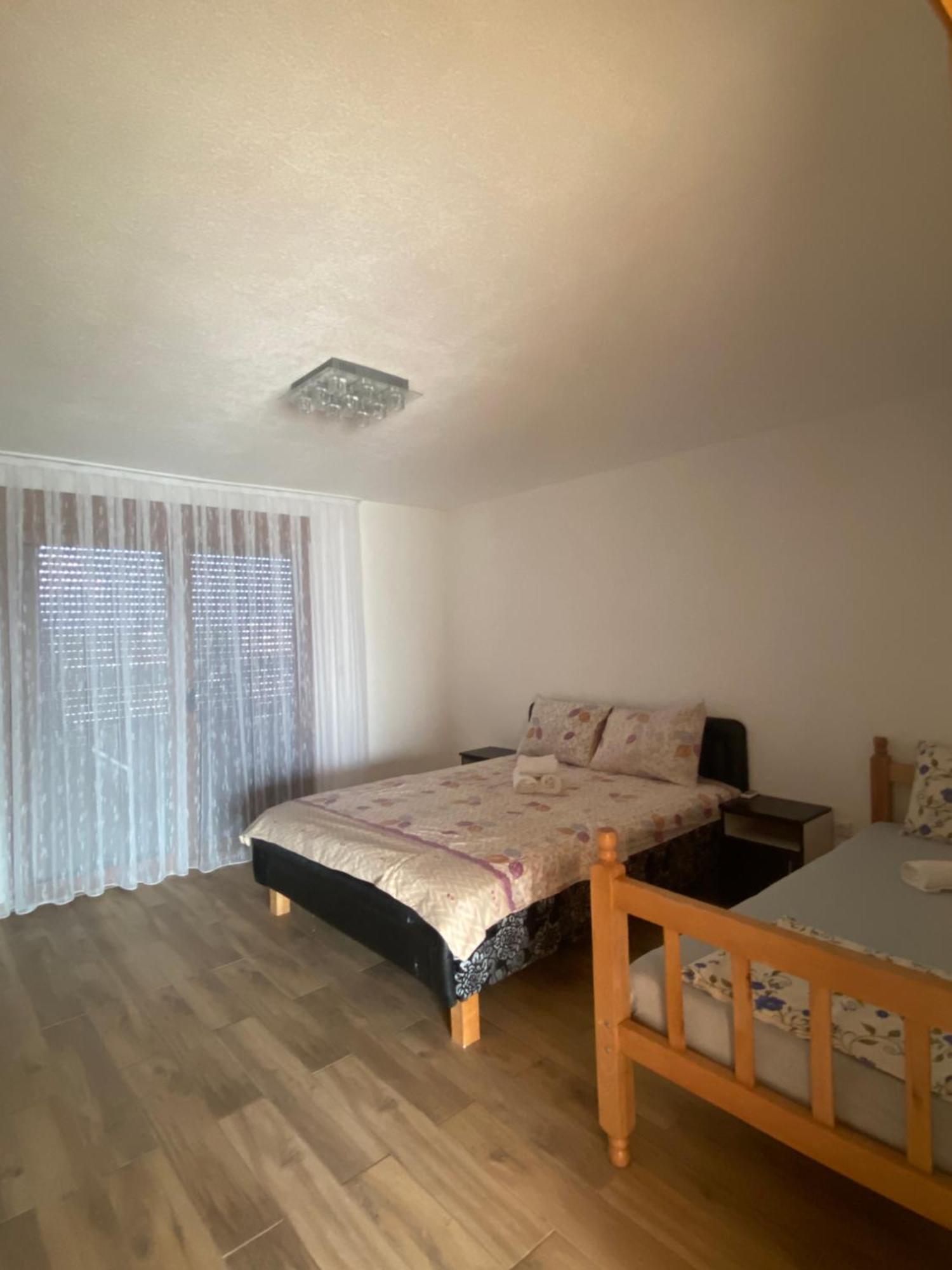 Villa Leona Palushaj Donji Stoj Buitenkant foto