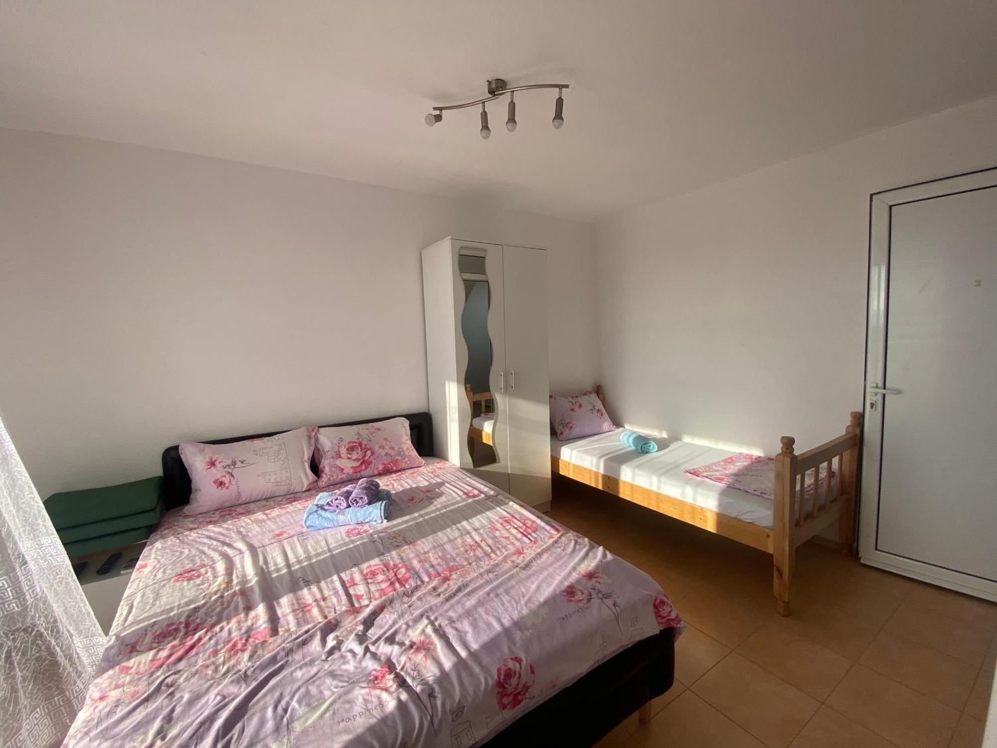 Villa Leona Palushaj Donji Stoj Buitenkant foto